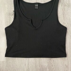 SHEIN Black V-Neck Ribbed Tank Top